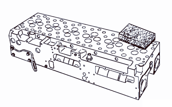 柴油機(jī)缸蓋表面清潔方法.png